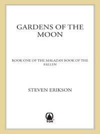 Gardens of the Moon (The Malazan Book of the Fallen, Book 01) cover